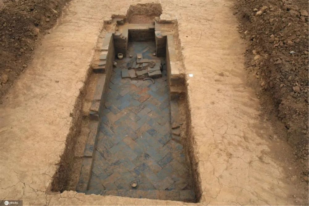 墓葬|镇江发掘墓葬35座