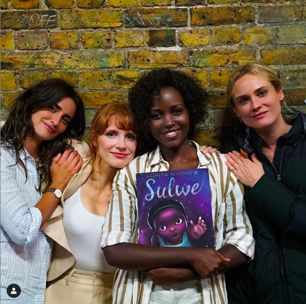 范冰冰|范冰冰复出之路再添阻碍！新作首款海报曝光，却因内含国旗惹争议