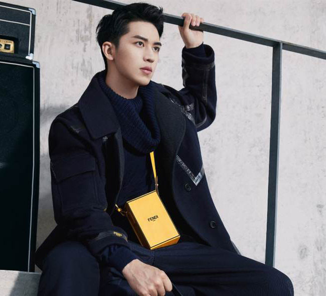 许魏洲帅气演绎fendi芬迪2020秋冬男装新品