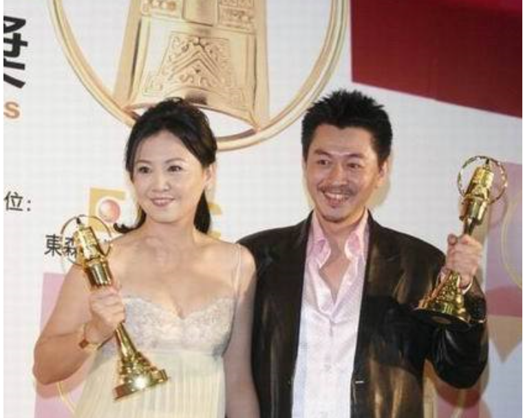 庹宗华|他曾是当红琼瑶小生，家暴小15岁娇妻还骚扰空姐，发福丑到认不出