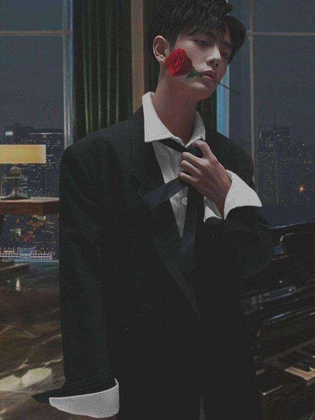 肖战|肖战最新写真太油腻了吧！生日买热搜，怪不得被这么多人喷