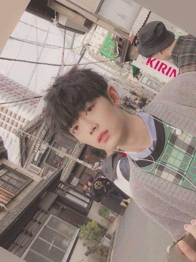 肖战|肖战最新写真太油腻了吧！生日买热搜，怪不得被这么多人喷