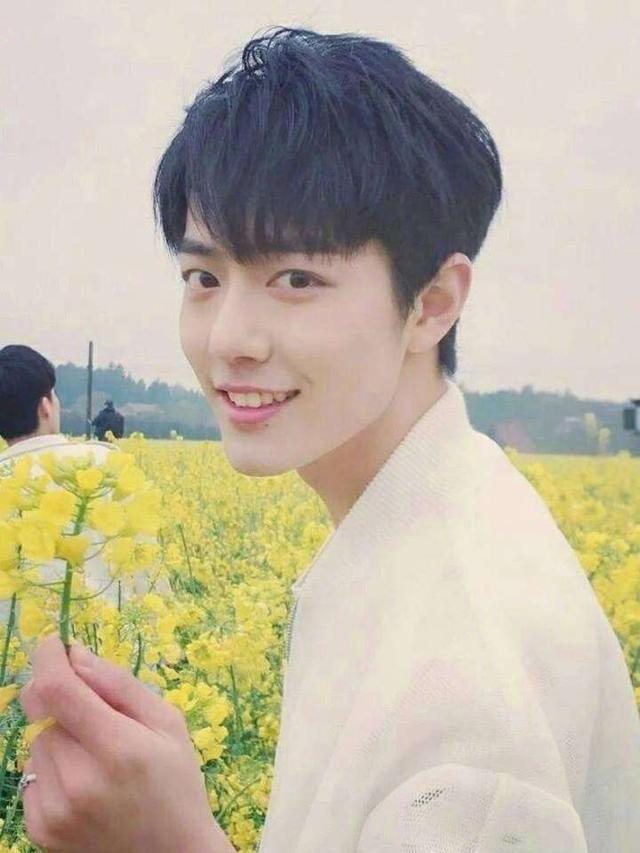 肖战|肖战最新写真太油腻了吧！生日买热搜，怪不得被这么多人喷