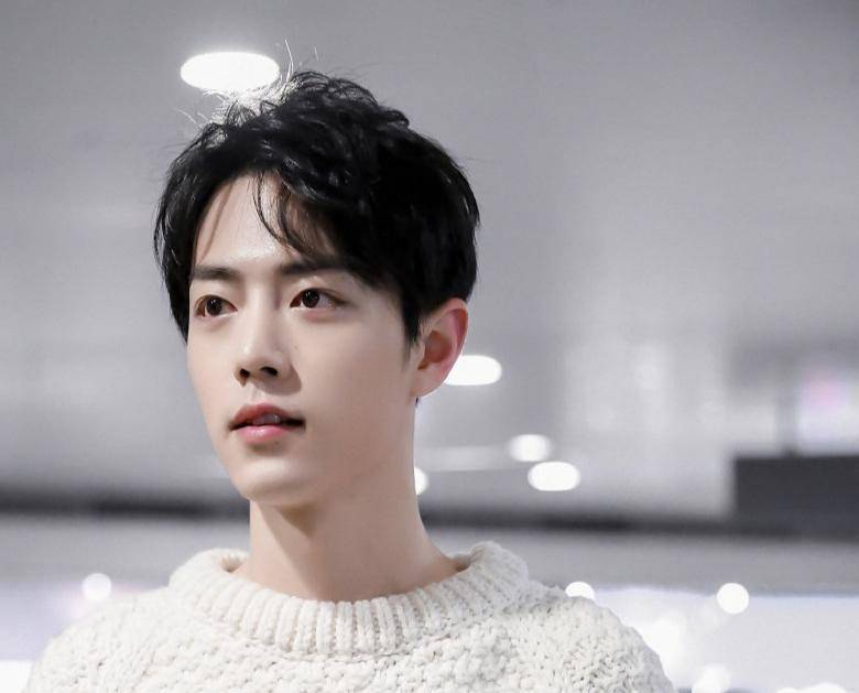 肖战|明星工作室有多重要？肖战公关混乱，张艺兴工作室文案有水平