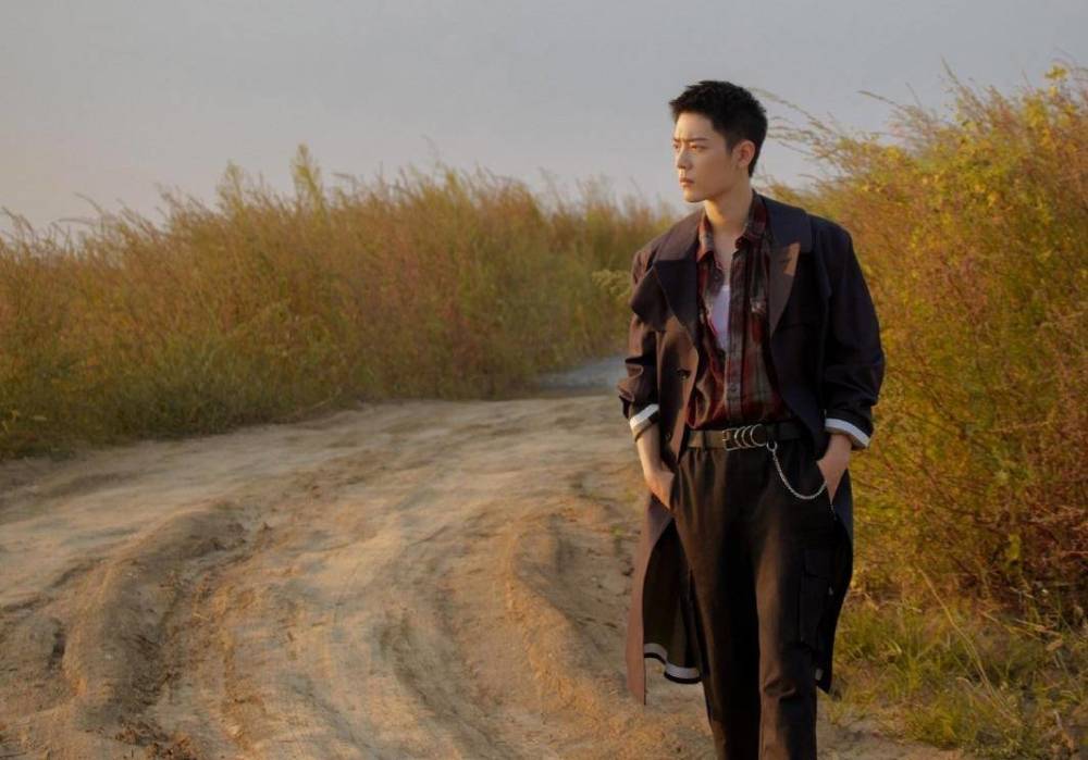 肖战|明星工作室有多重要？肖战公关混乱，张艺兴工作室文案有水平