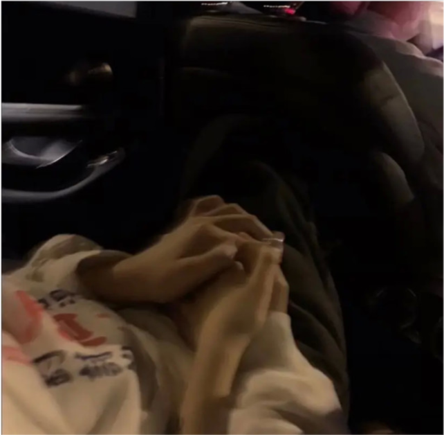 中国有嘻哈|《中国有嘻哈》28岁歌手法老疑与17岁女高中生恋爱，女方还是个小富婆