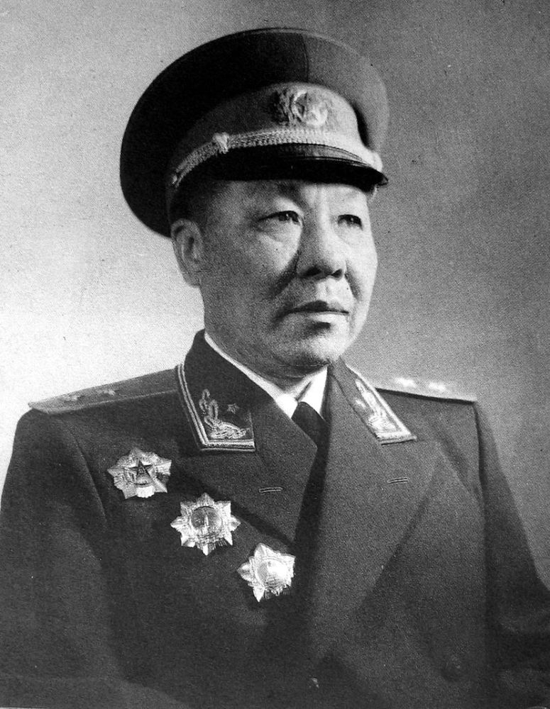 朱姓两朝天子一代圣人朱姓开国将军川人最长寿赣人多