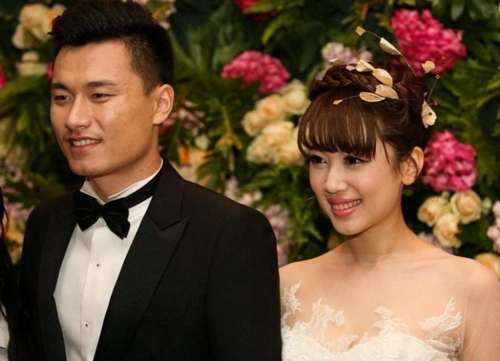 为什么郜林足球水平差,但是吸金能力超强,还能娶到漂亮老婆?