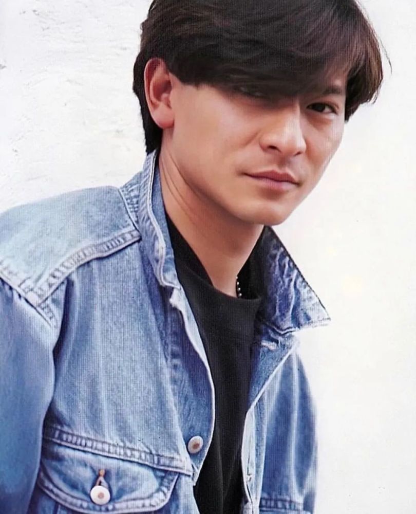 刘德华|刘德华父亲也是隐形富豪，豪掷3300万香港首购房，节省978万元