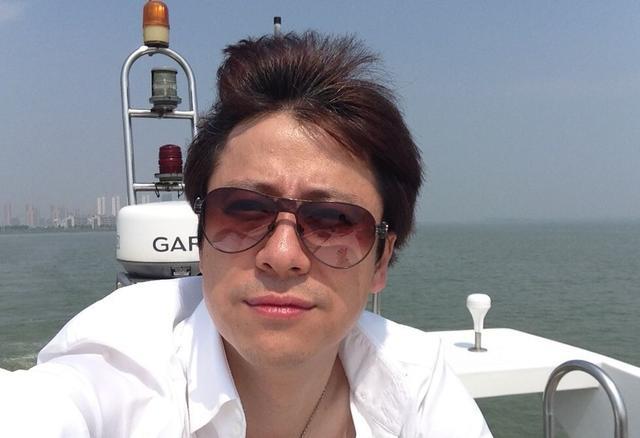 解晓东|让章子怡、海清甘当绿叶的解晓东掀回忆杀，52岁走出抑郁仍帅气