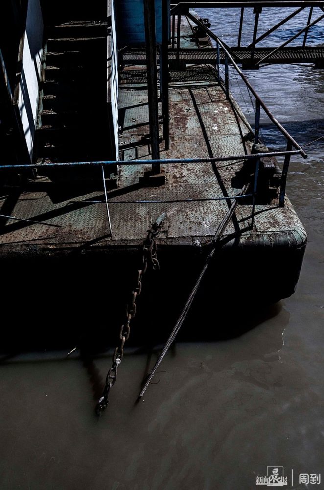 锈迹斑斑铁锚,厚重的系缆墩,杨浦滨江老码头尽显沧桑_腾讯新闻
