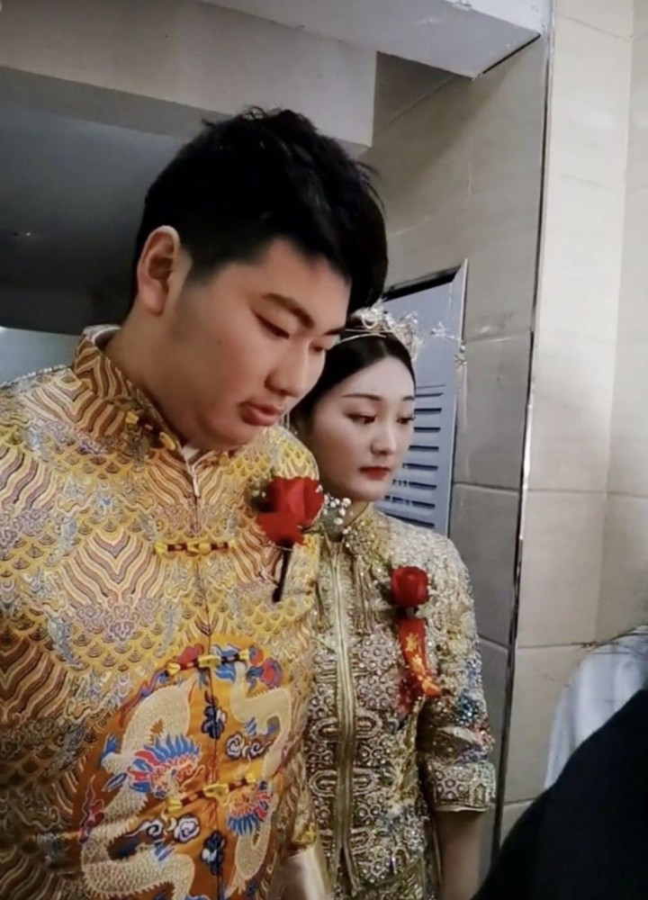 朱之文|“草根明星”大衣哥低调，儿子结婚排场不大，疫情却捐款140万