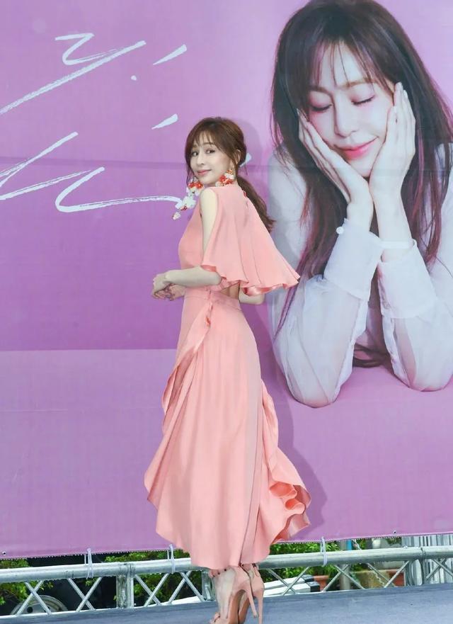 萧亚轩|台湾天后都去哪了？有人沦为走穴歌手，有人却偷偷买下一座岛