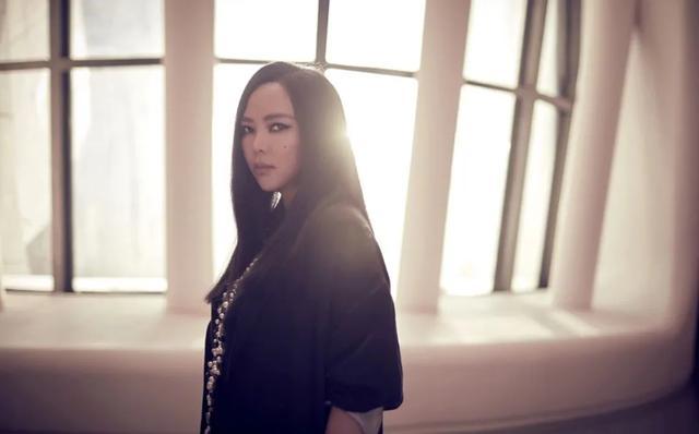 萧亚轩|台湾天后都去哪了？有人沦为走穴歌手，有人却偷偷买下一座岛