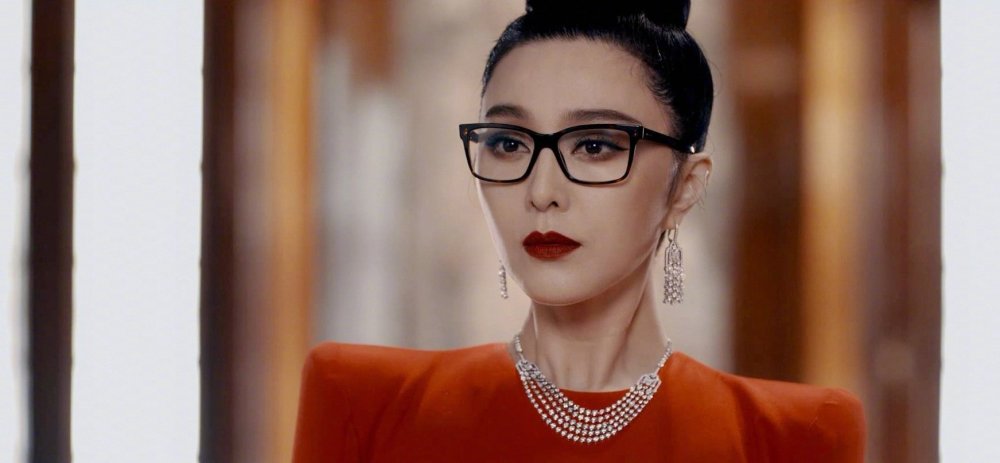 范冰冰|范冰冰官宣复出喜讯，曾传被封杀，影后好友发声为她道喜