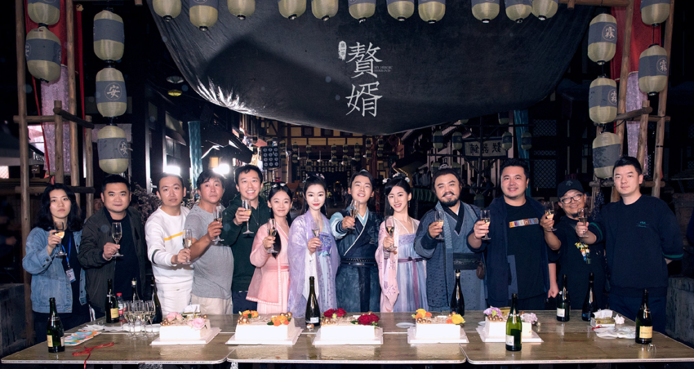 郭麒麟|郭麒麟宋轶《赘婿》杀青，原著粉立下Flag，拍好了当导演一辈子粉