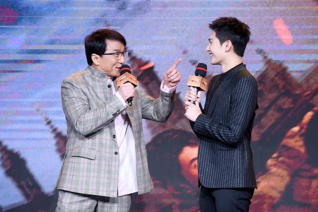 急先锋|搏击专家：急先锋票房需12亿才能收回成本，鹿晗的流量水分太大