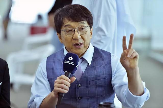 急先锋|搏击专家：急先锋票房需12亿才能收回成本，鹿晗的流量水分太大