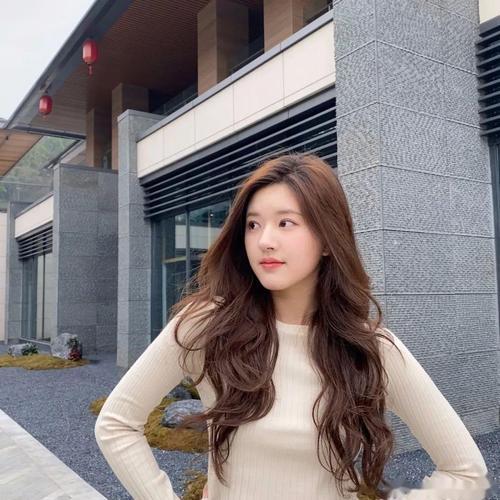 赵露思|继《我喜欢你》之后，赵露思携两部新剧来袭，男主都是高颜值帅哥