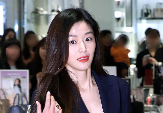 全智贤|全智贤老公正式接手家族生意，身家近百亿成公司最大股东