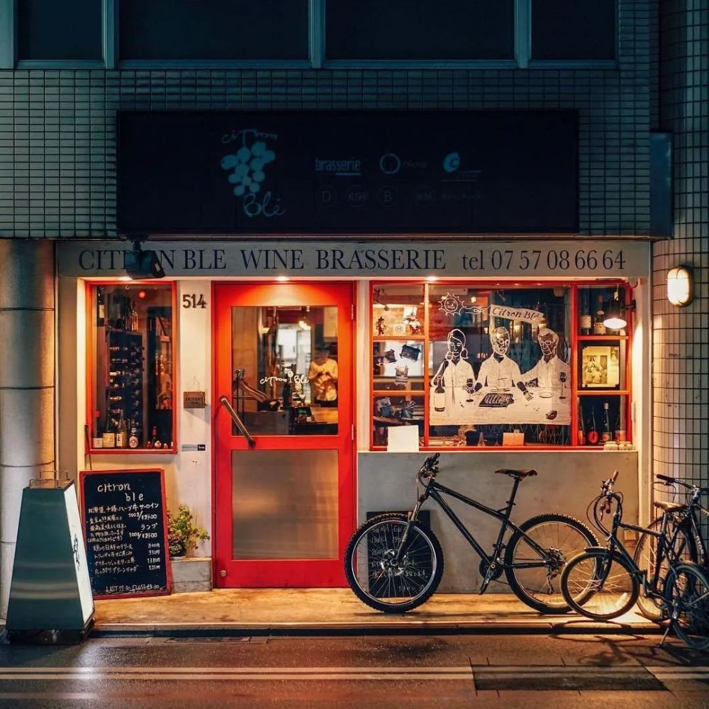 咖啡|咖啡小馆的建筑美学