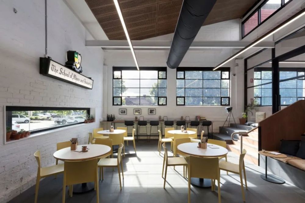 咖啡|咖啡小馆的建筑美学