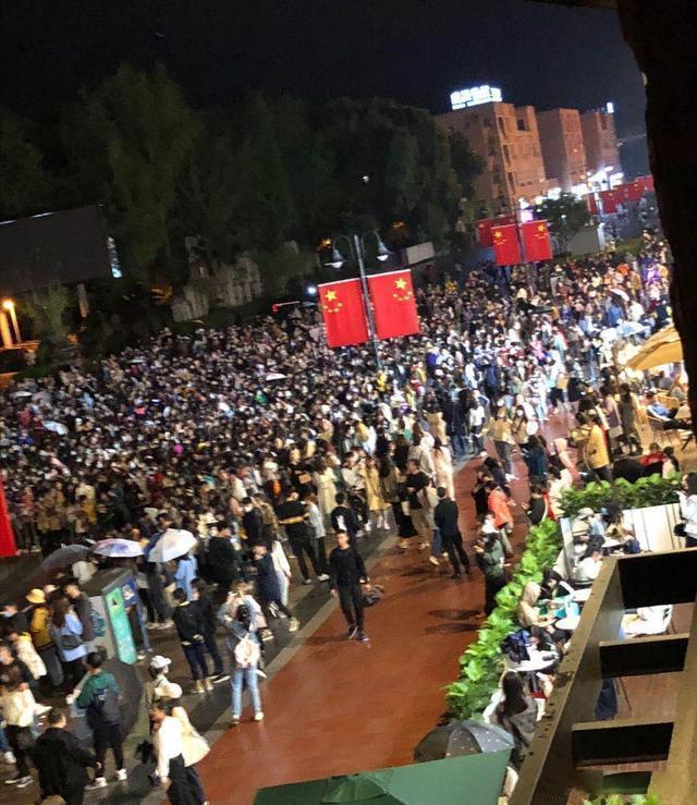 肖战|为肖战庆生而遭网曝，乔诗语霸气回怼，边江发文道歉再引争议