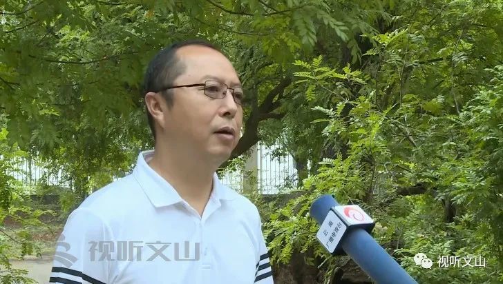 丘北县文化和旅游局局长 何峰:"目前为止基本上可以说基础设施,配套