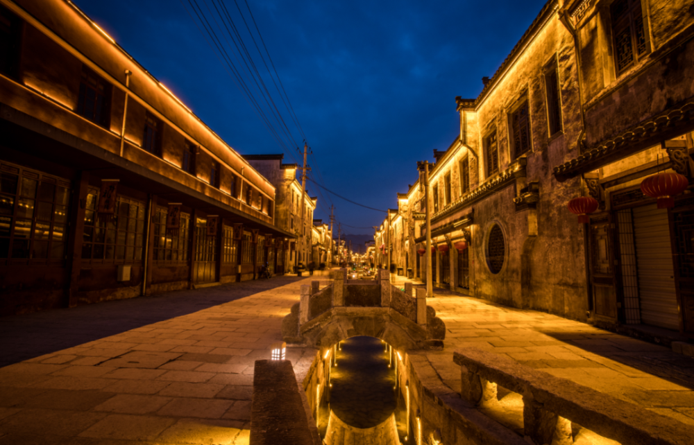 澎湃新闻两会声音凌云在强手如林的长三角当特长生