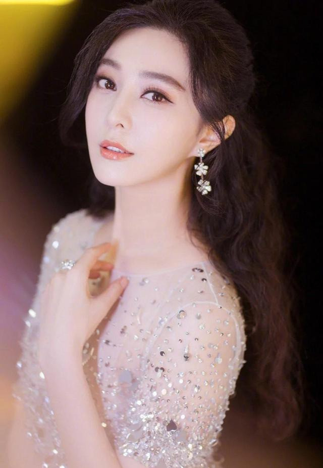 范冰冰|范冰冰新片预告曝光！作为主演出场不到10秒，还被质疑全程AI换脸