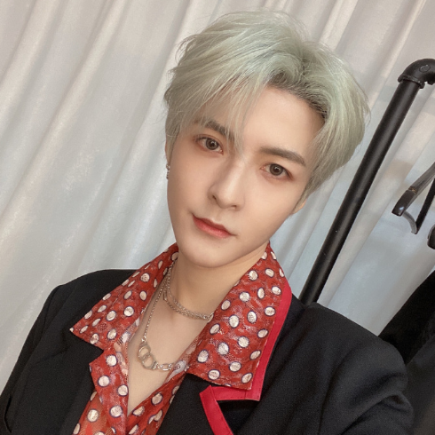 李汶翰|UNINE解散前成员发展各不同，李汶翰资源超好，夏瀚宇嘉羿差点火候