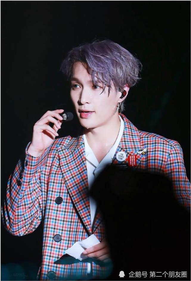 张艺兴|张艺兴29岁生日快乐：零点祝福，需要你来点亮！