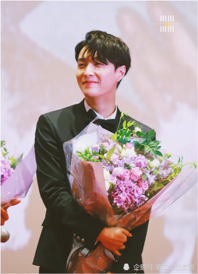 张艺兴|张艺兴29岁生日快乐：零点祝福，需要你来点亮！