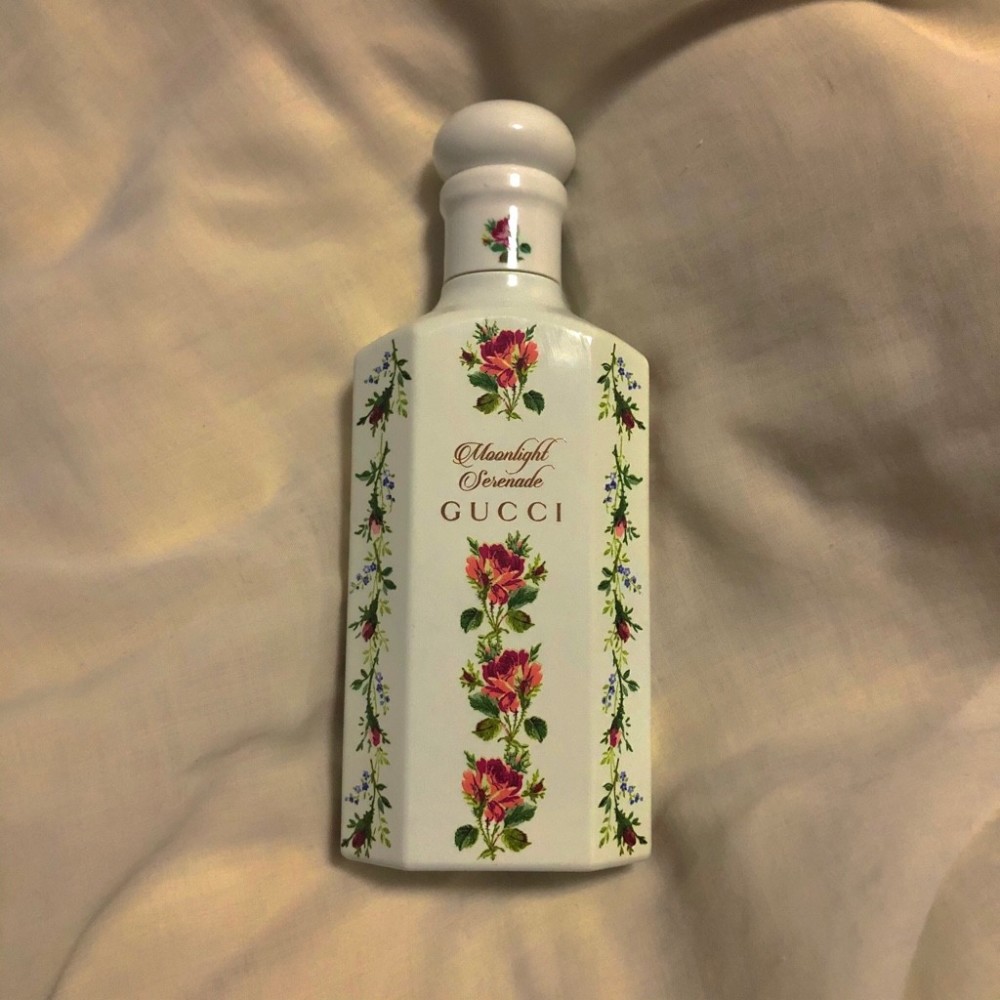 gucci 月光曲 颜值超高,薰衣草超纯的花瓶香水