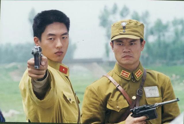 17年前的关中匪事极尽大胆地拍出了男女之间的性