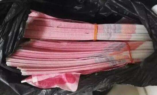 熊孩子偷了妈妈5万元去理财 居然还赚了 腾讯新闻