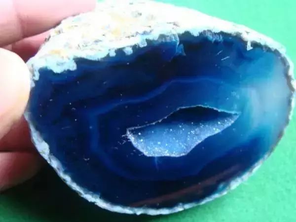 玛瑙——似玉,非玉,而胜玉