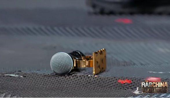 吴亦凡|吴亦凡当众摔麦，不满离场，看傻众人，是真性情，还是输不起！