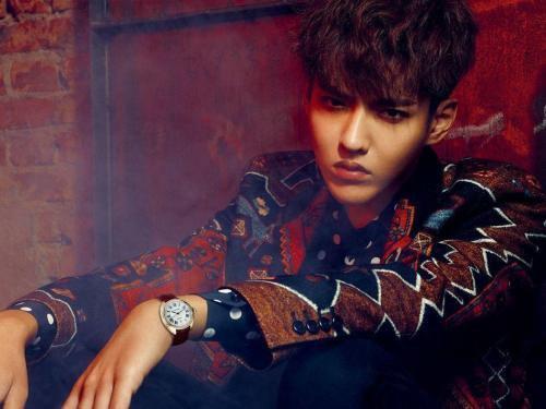 吴亦凡|吴亦凡当众摔麦，不满离场，看傻众人，是真性情，还是输不起！