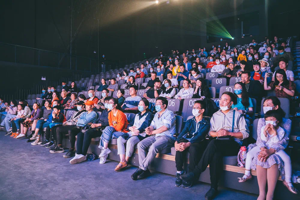 戏剧|超70场演出、75％上座率！戏剧业成都谋“破圈”