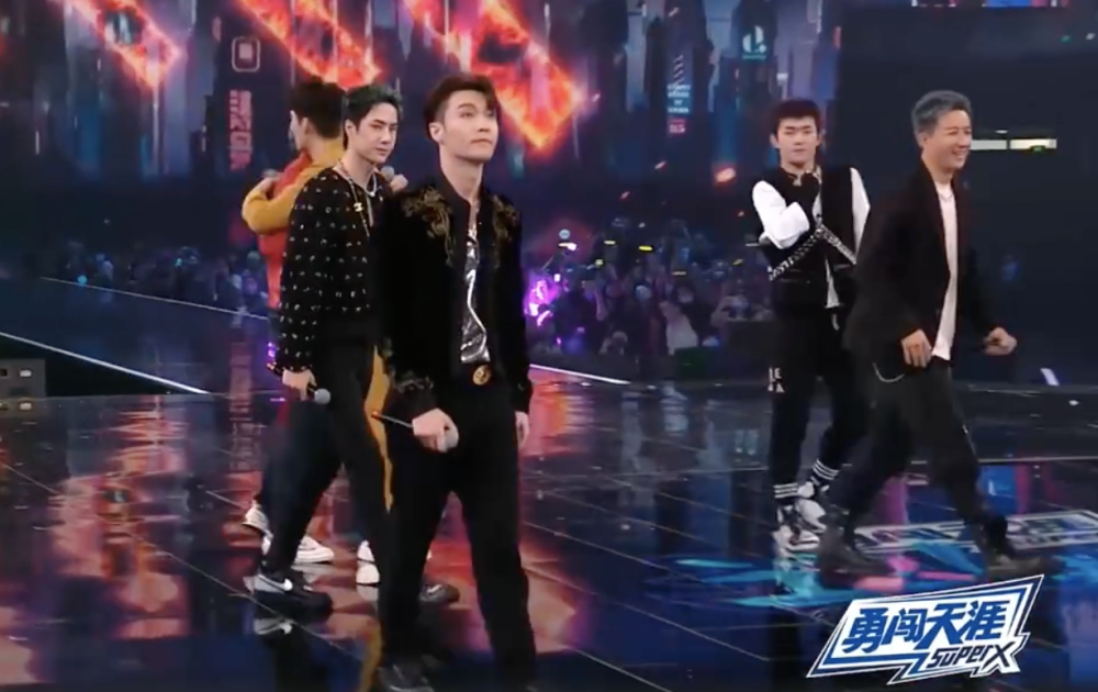 这就是街舞3|易烊千玺回归《这就是街舞3》，只有一位新队长主动打招呼，心疼