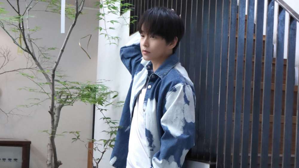 彭昱畅|黄磊、何炅提携的少年，成国庆档期的“大赢家”，彭昱畅成功“霸屏”电影院