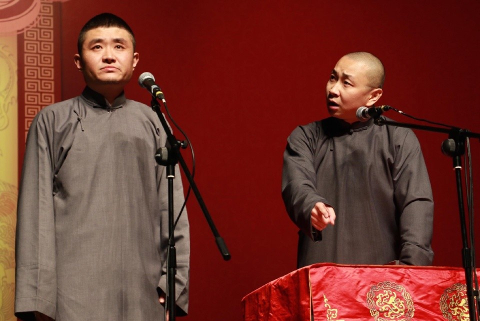 相声|苗阜做客《群英会》，自称是最火的相声演员之一，遭网友留言嘲讽