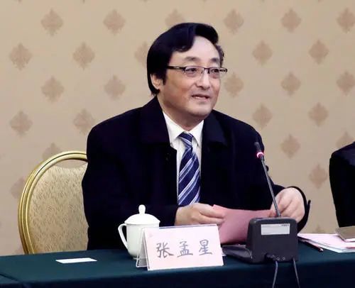 张孟星先生,1963年8月生,中国国籍,无境外居留权,现任本公司总裁,党委