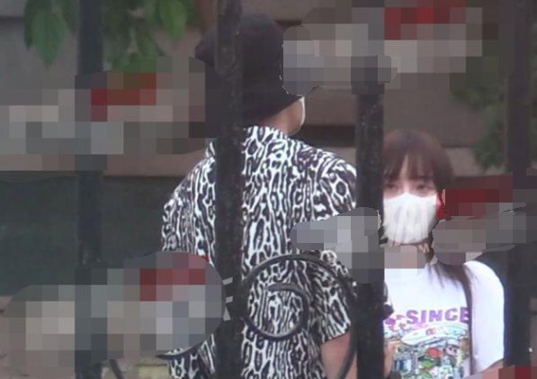 甜馨|网友偶遇贾乃亮求合照，意外提到甜馨，贾乃亮被戳痛处尴尬变脸