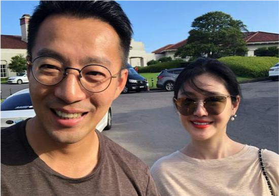 汪小菲|汪小菲凌晨为大s庆生坦言忍了一天没憋住：结婚十年，生日快乐