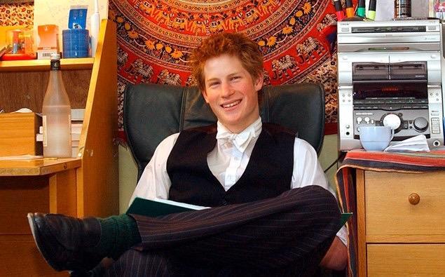 哈里王子|威廉反对哈里梅根恋情，搬出戴安娜弟弟劝阻哈里，让哈里十分愤怒