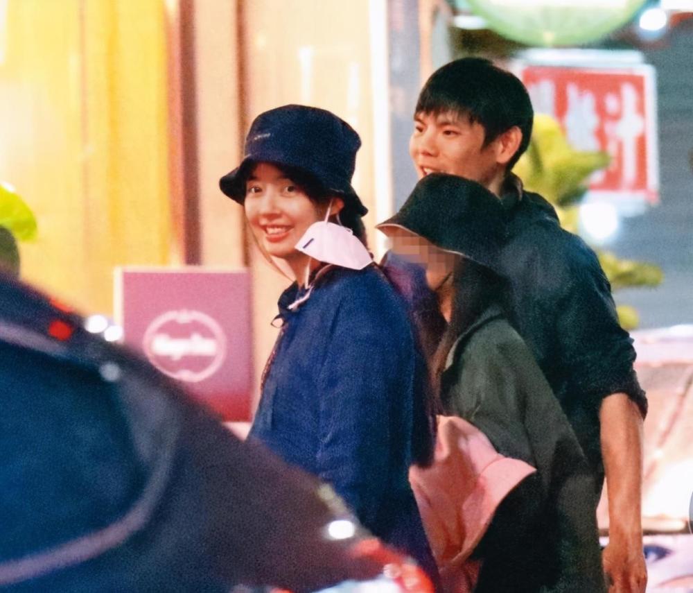 郭碧婷|郭碧婷产前照曝光！向佐全程呵护陪伴，低调行事全家幸福满满