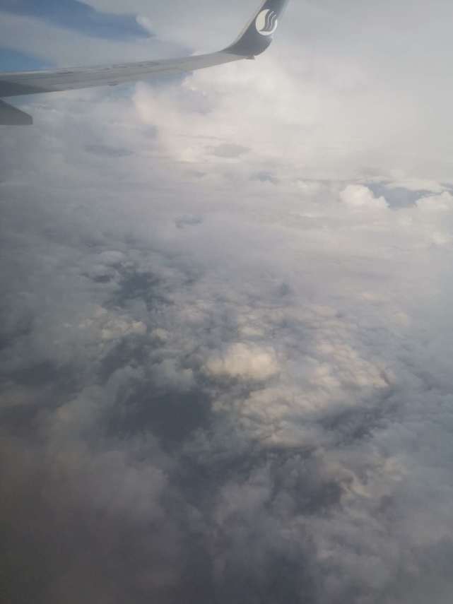 俯瞰空中的云 云在 小岛