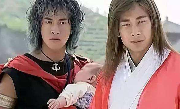 古力娜扎|十大魔性鼻孔明星：杨幂鼻孔大的像黑洞，娜扎惊现三角形鼻孔